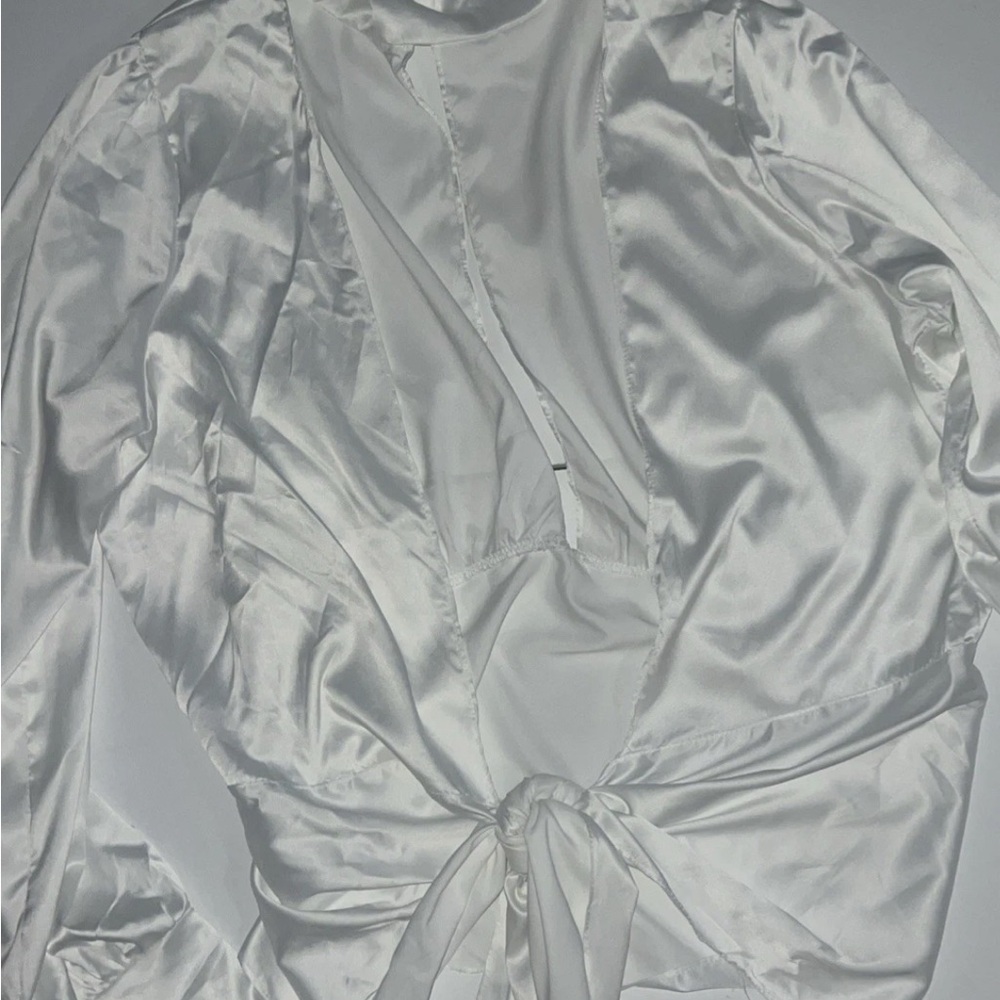 Black Item - image 4